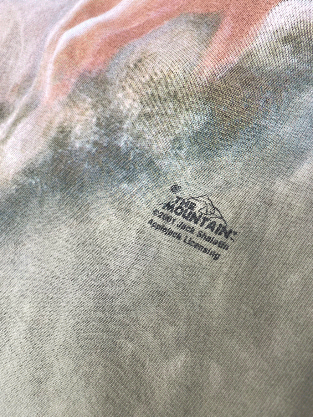 THE MOUNTAIN Unicorn T-SHIRT