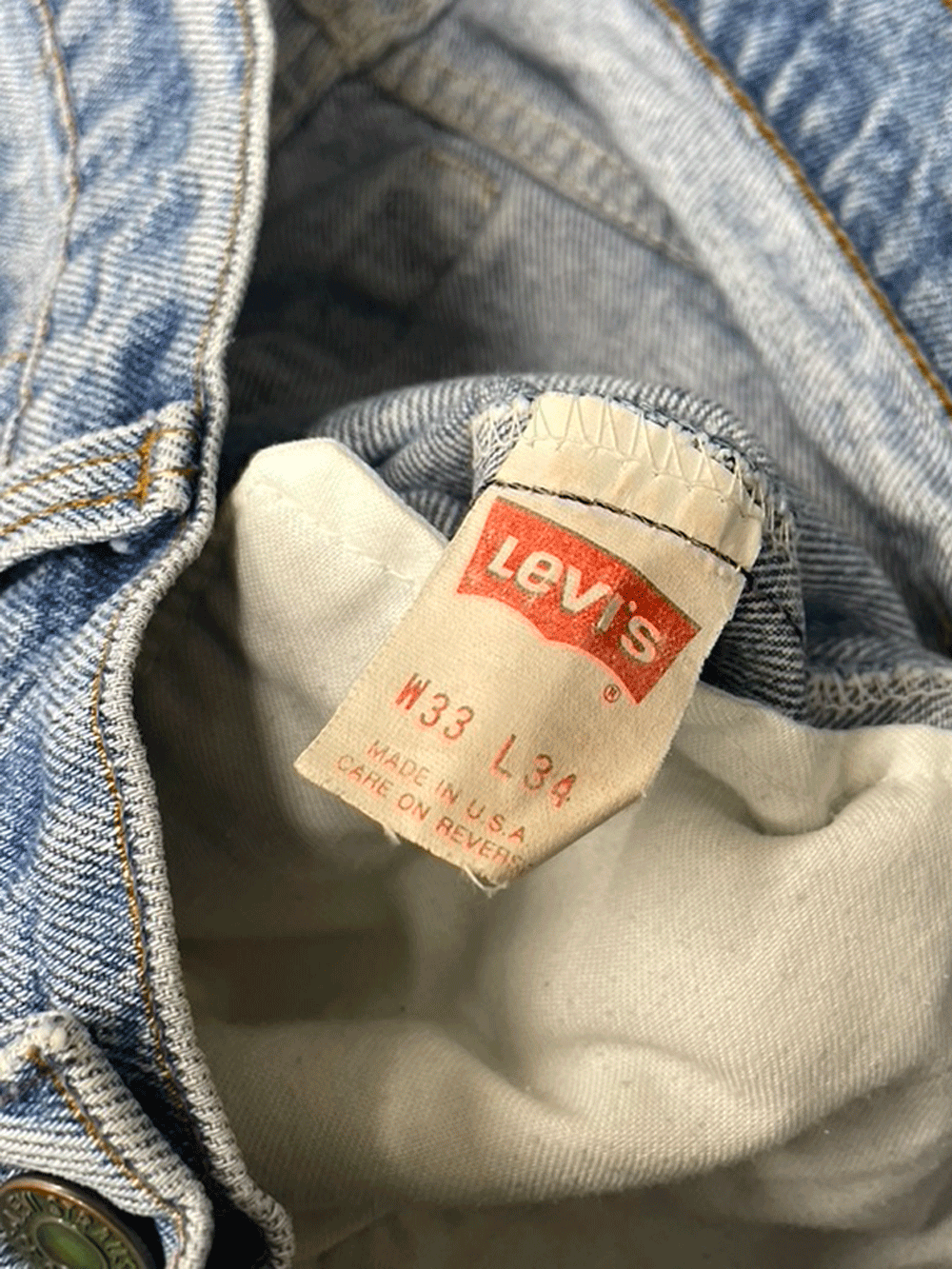 LEVI'S DAMAGE DENIM PANTS