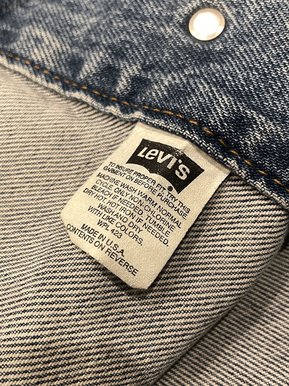 90's "Levi's" 70507 Denim Jacket Made in USA