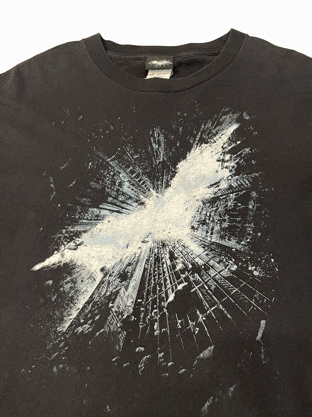 2012 "THE DARK KNIGHT RISES" BATMAN in Gotham city  T-shirt