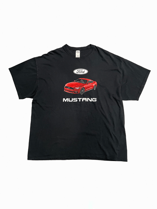 "GILDAN" Ford MUSTANG Graphic T-shirt