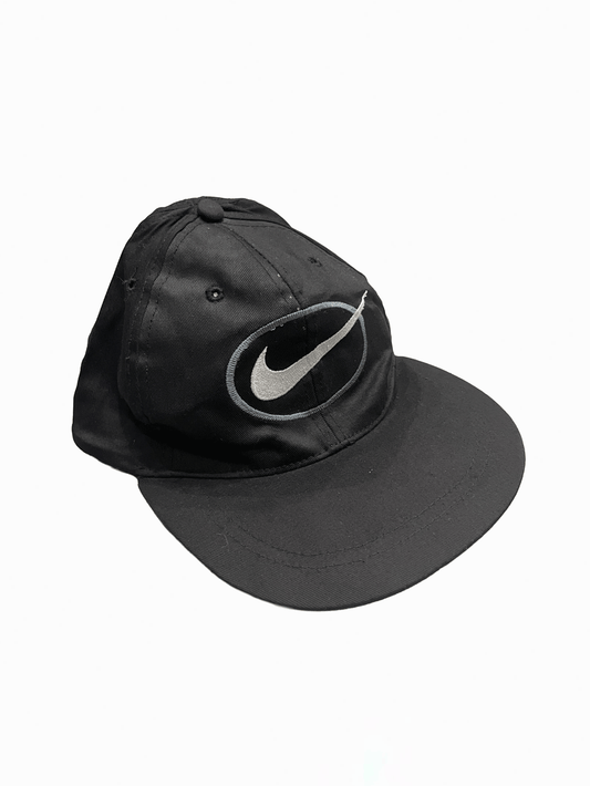 "NIKE" Vintage Oval Swoosh Black Cap