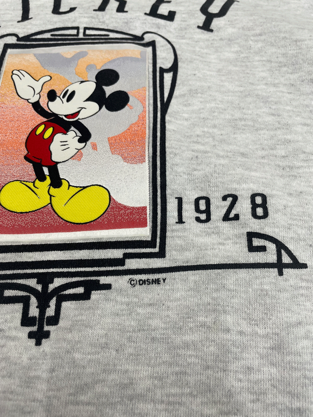 90'S MICKEY MOUSE SWEAT