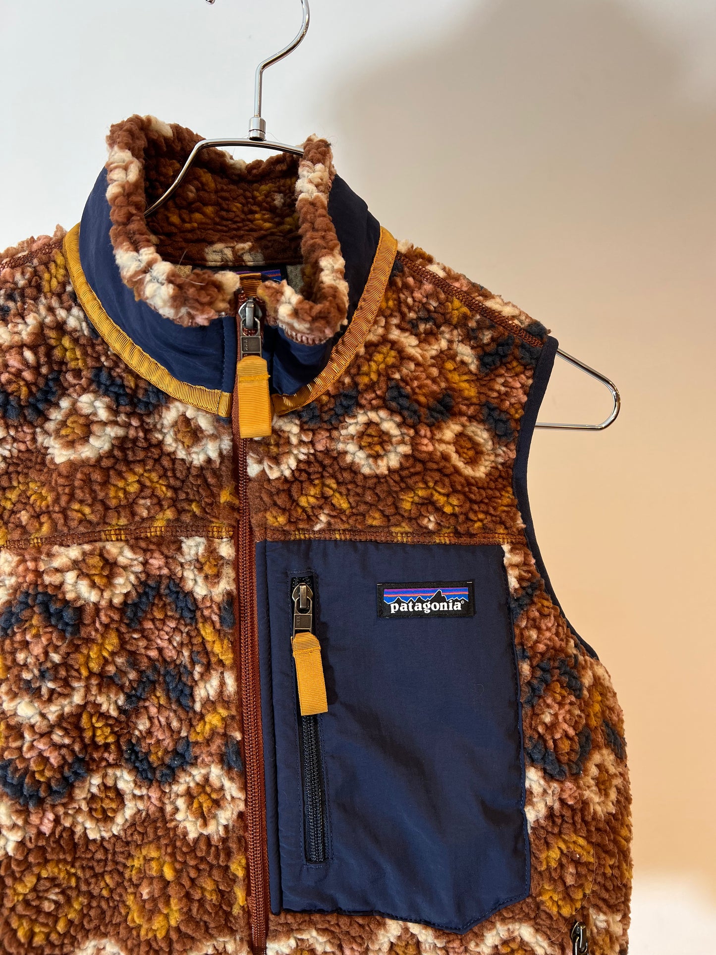 "Patagonia"Women's Classic Retro-X Vest "TC