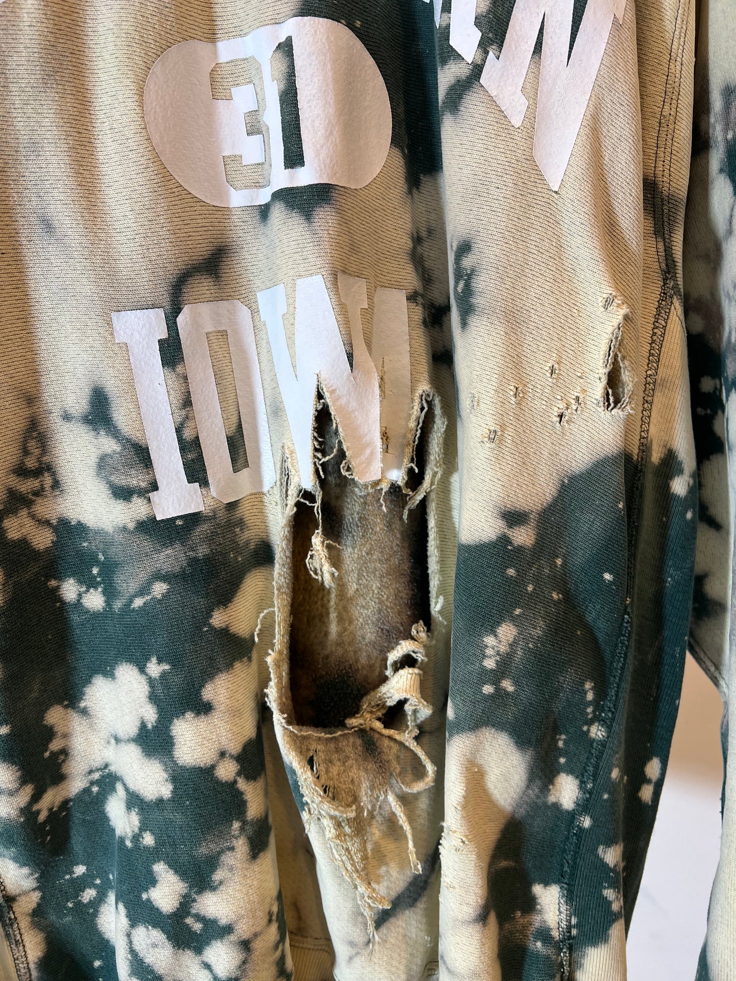 90'Ｓ "Champion"Reverse Weave "NORTHERN IOWA" Bleach-Dyed & Damaged