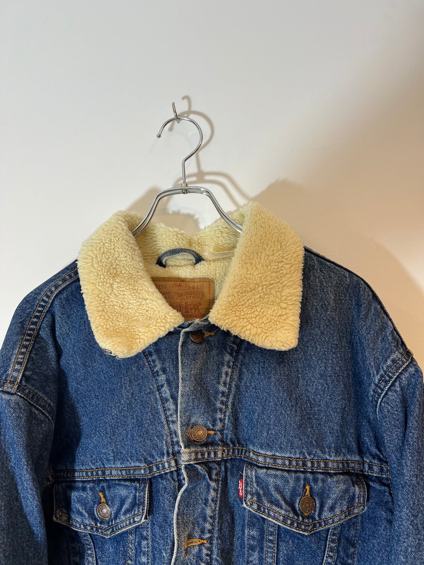 "Levi's" 70520-0315 Sherpa Lined Denim Trucker Jacket