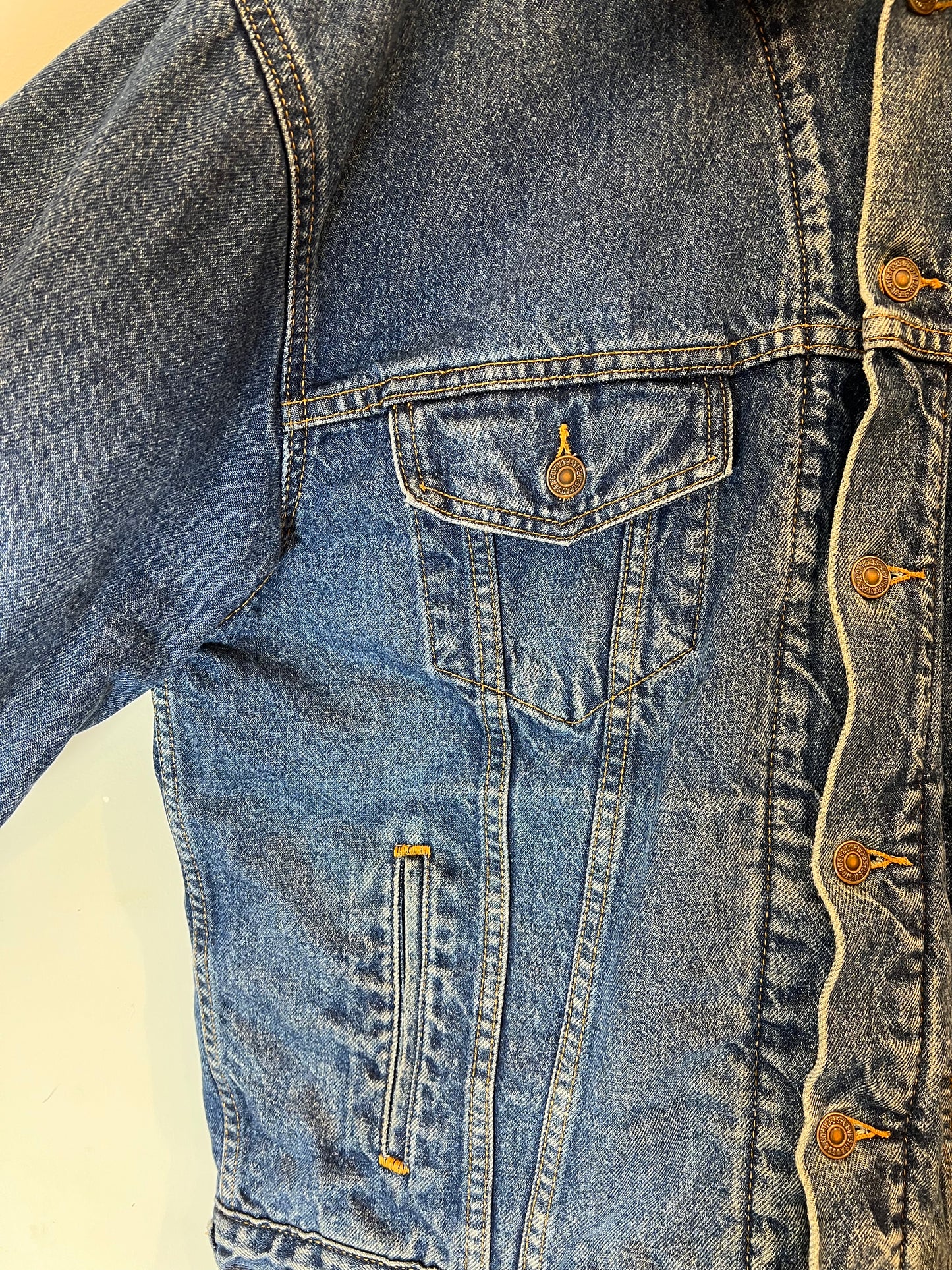 "Levi's" 70520-0315 Sherpa Lined Denim Trucker Jacket