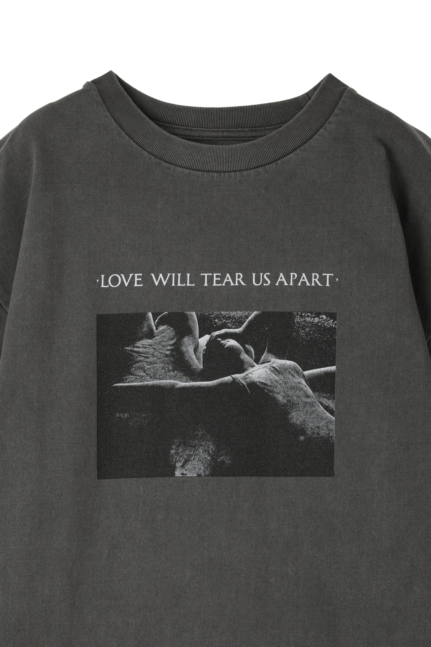INSONNIA PROJECTS × JOY DIVISION LOVE WILL TELL US APART TEE